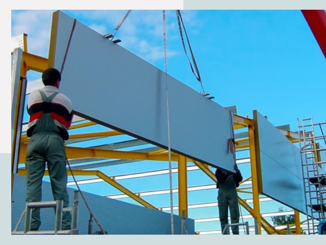 Монтаж сэндвич-панелей в Урюпинске от 618 руб.